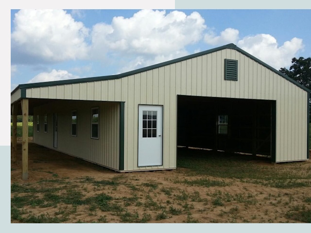 Строительство конюшен в Гае