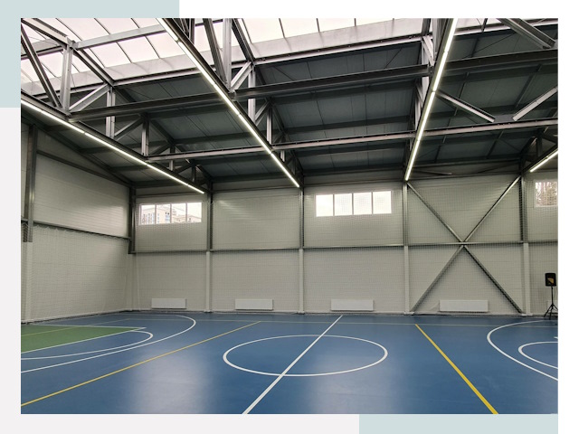 Строительство спортивных объектов от 610 руб в Гай